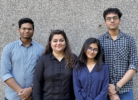 Kirtika Puniani, Saumya Purohit, Shrestha Jaiswal & Deepak Varshney
